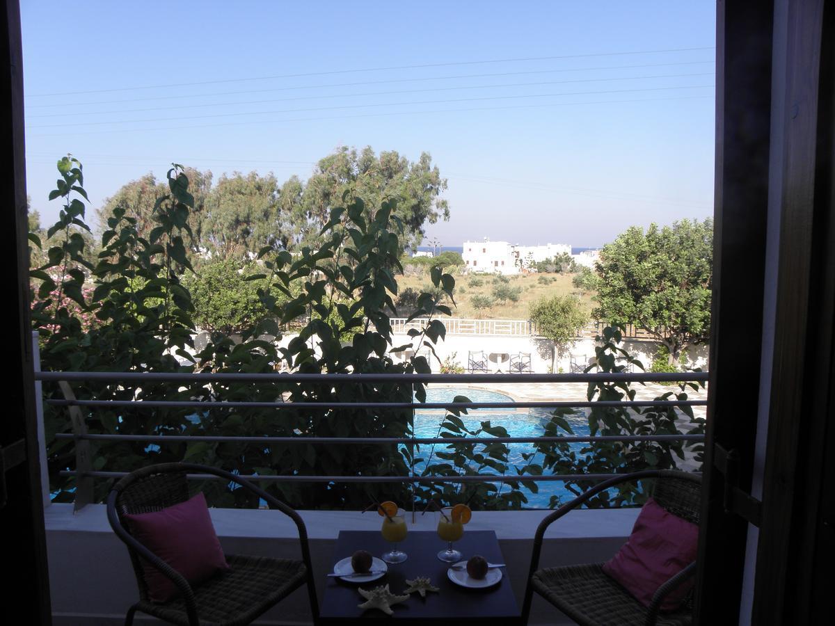 Areti Hotel Камари Номер фото