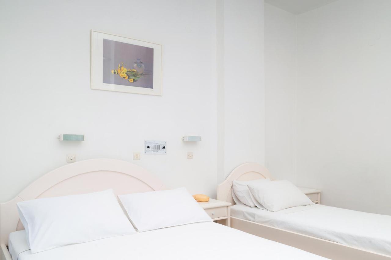 Areti Hotel Камари Экстерьер фото